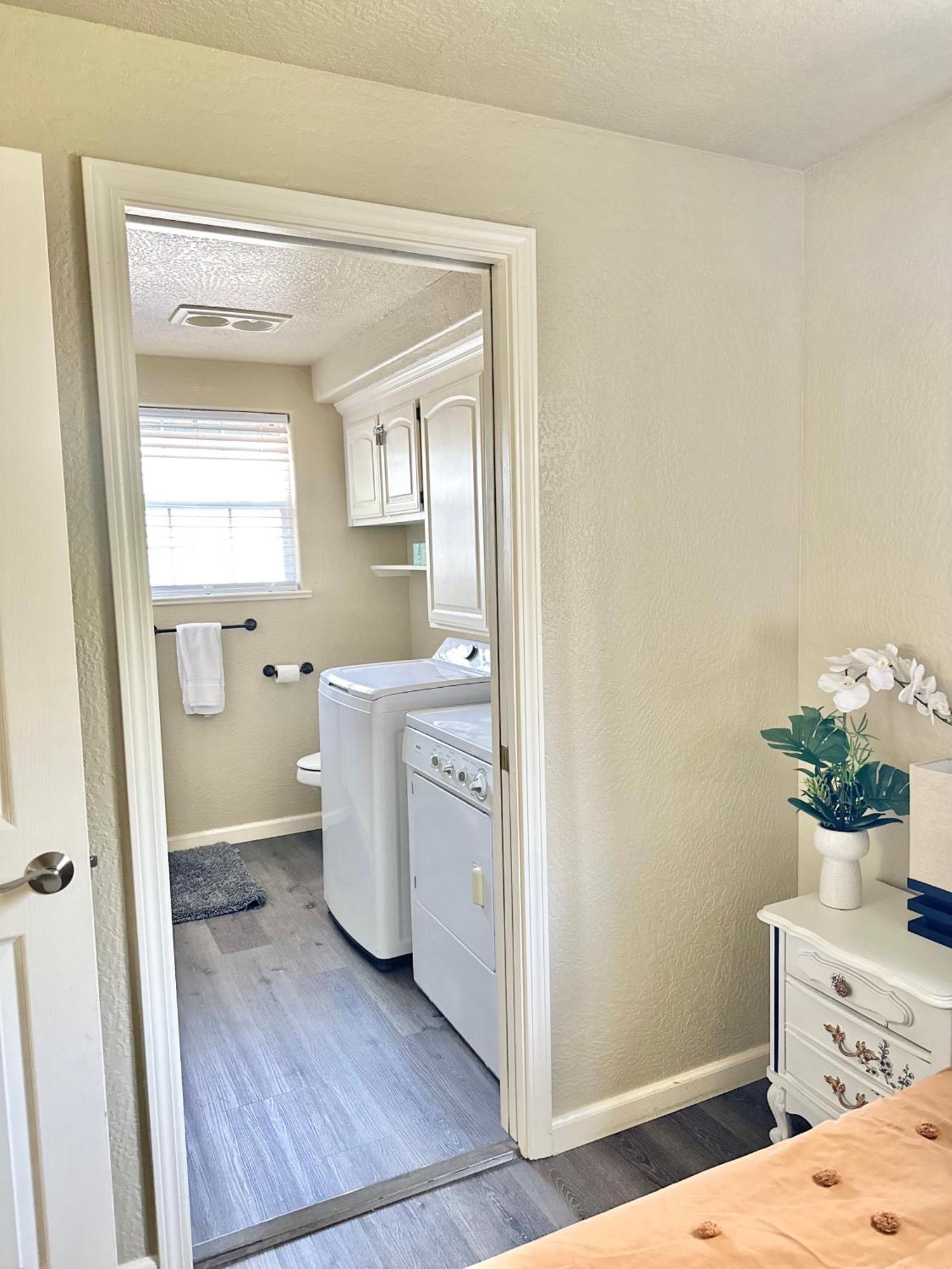 Near Downtown- Kitchen-Washerdryer-Parking Medford Ngoại thất bức ảnh